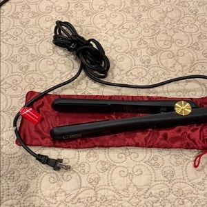 HSI flat iron. Used once.